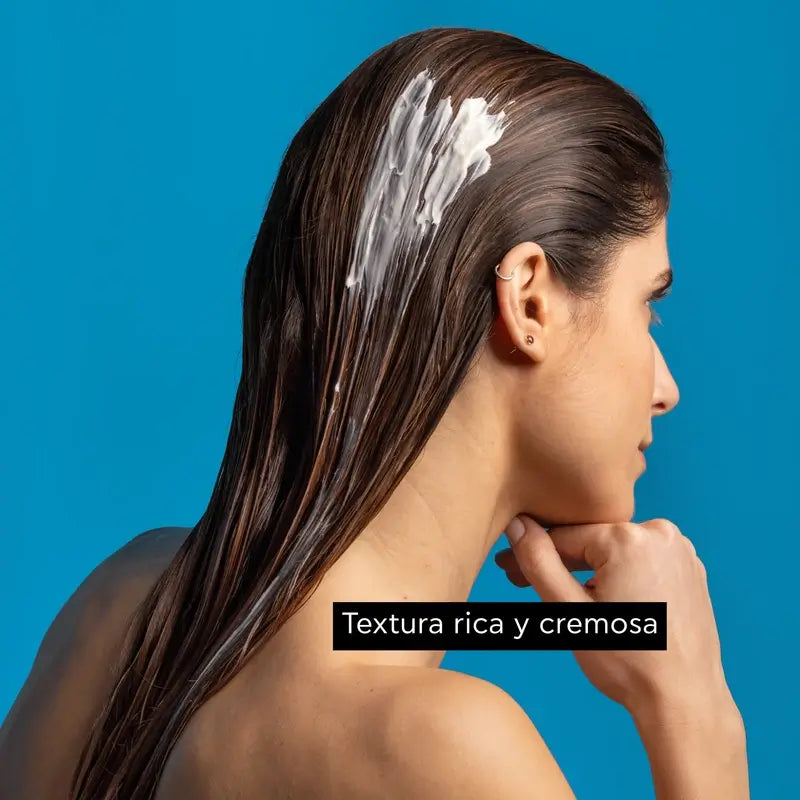 APIVITA Máscara Capilar Hidratante para Todos os Tipos de Cabelo com Ácido Hialurónico e Aloé, 20 ml