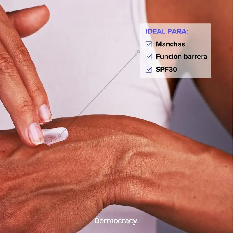 Dermocracy Smooth Glow Spf3O Moisturizer 1%.