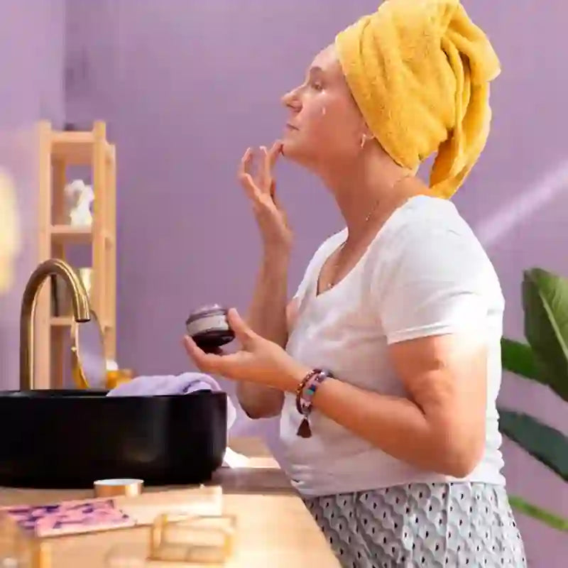 Creme de rosto refirmante Freshly Genuine , 50 ml