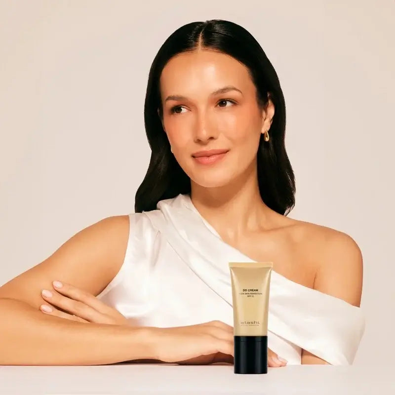 Atashi Dd Hidratante com Cor Spf 15 - Tom Médio