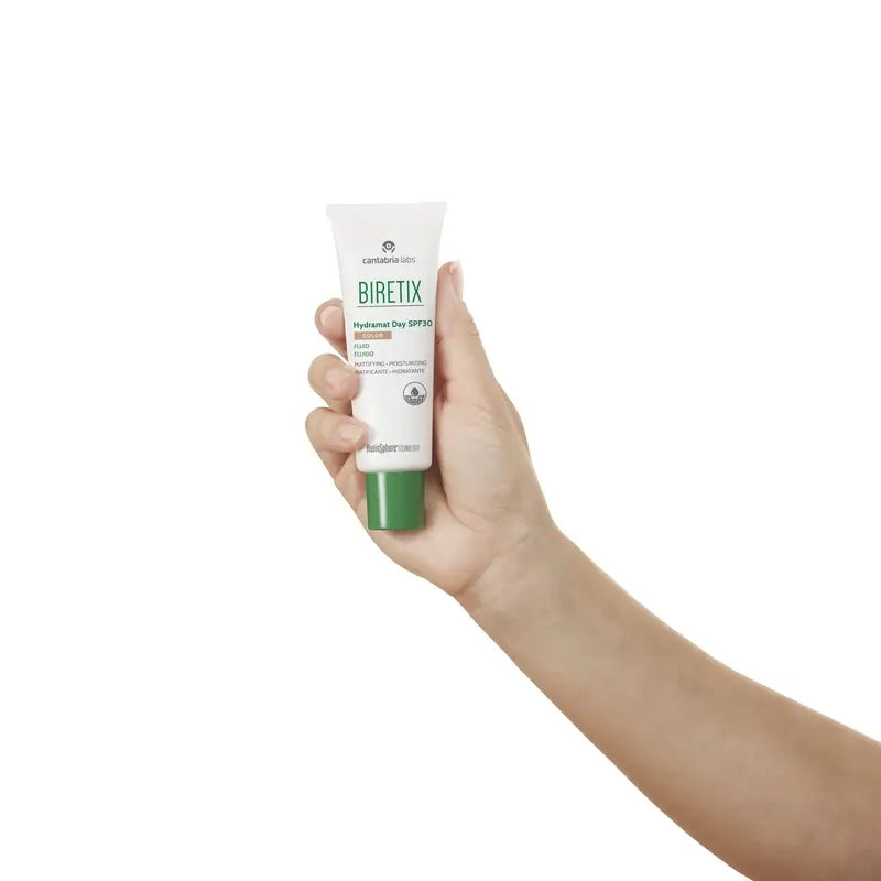Biretix Hydramat Dia Spf 30 Cor , 50 ml
