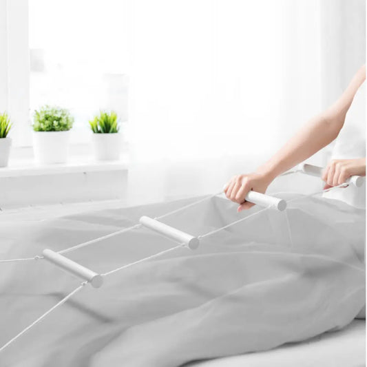 escada de acesso à cama