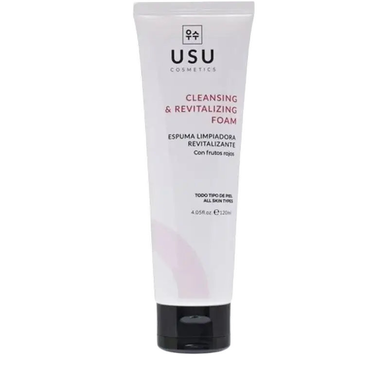 Espuma de limpeza revitalizante com bagas vermelhas