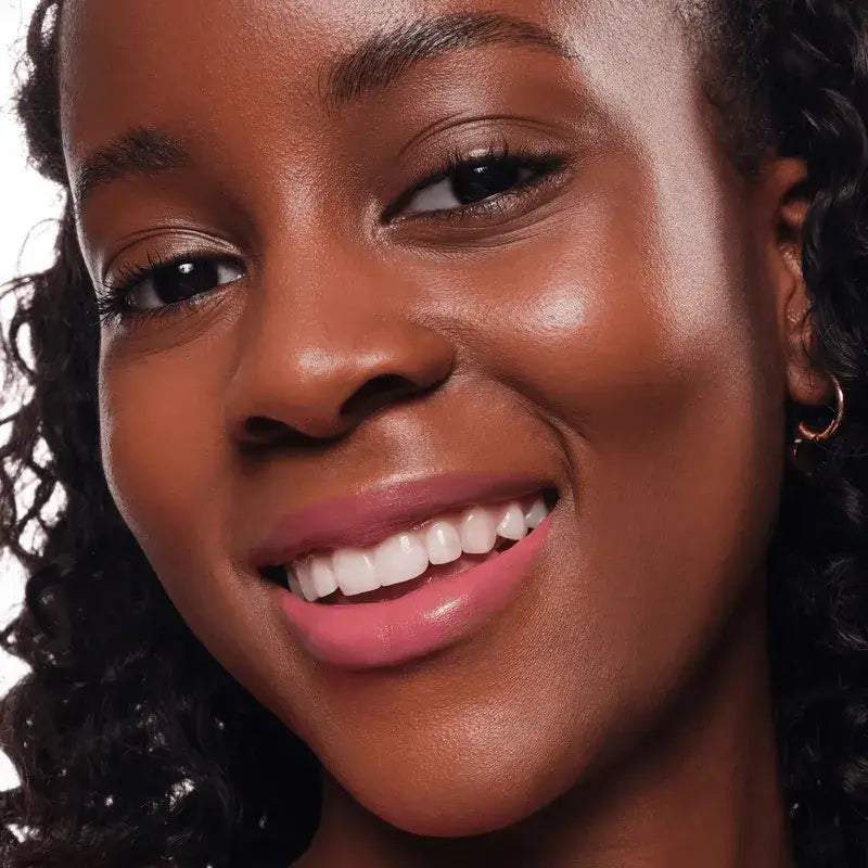 Essence Batom Satin Glow Brilho Luminoso 03 , 3,5 gr