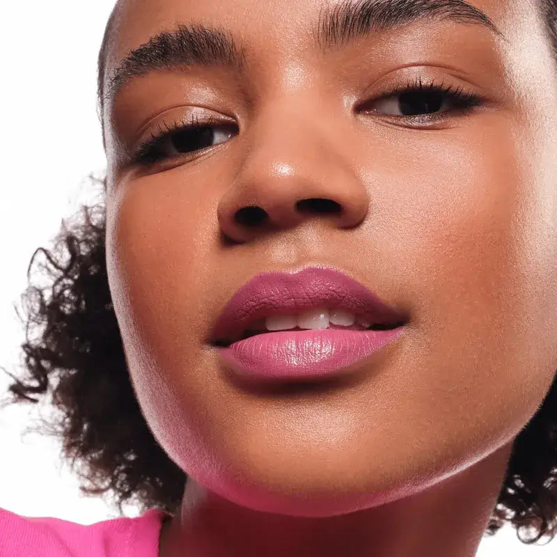 Essence Batom Satin Glow Brilho Luminoso 04 , 3,5 g