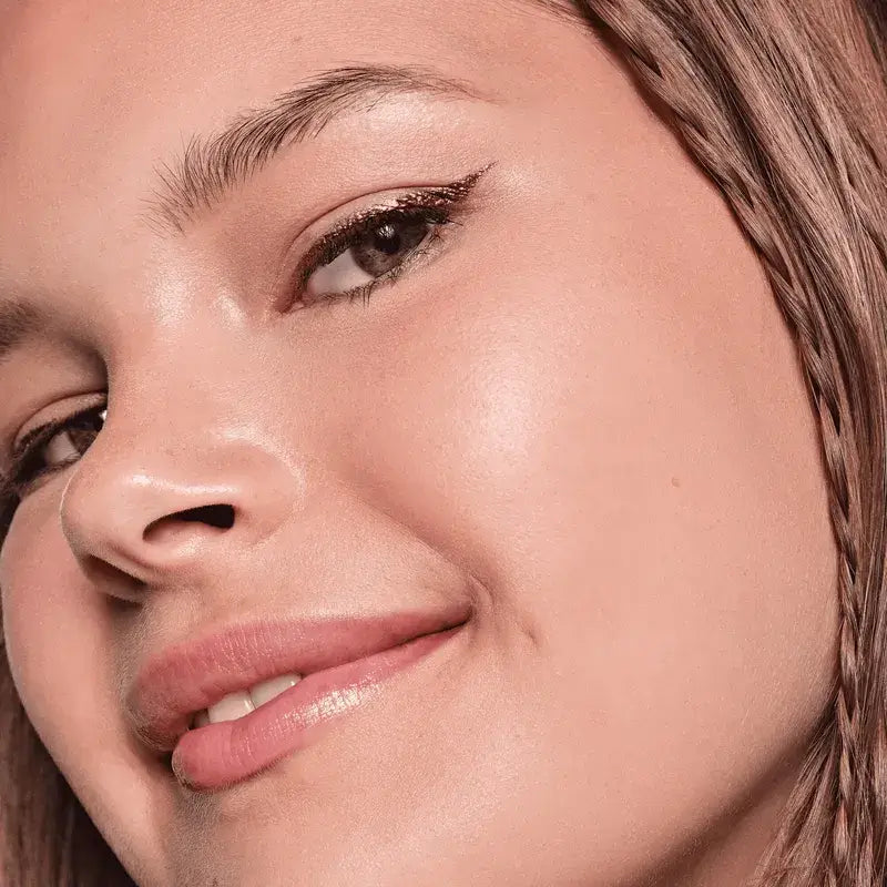 Essence Colour It! Eyeliner Metálico 01 , 3 ml