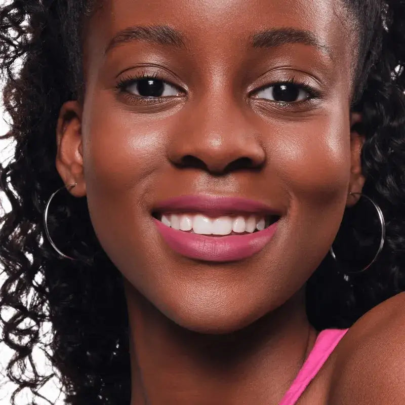 Essence Lip Liner 8H Matte Comfort 20 , 0,3 gr