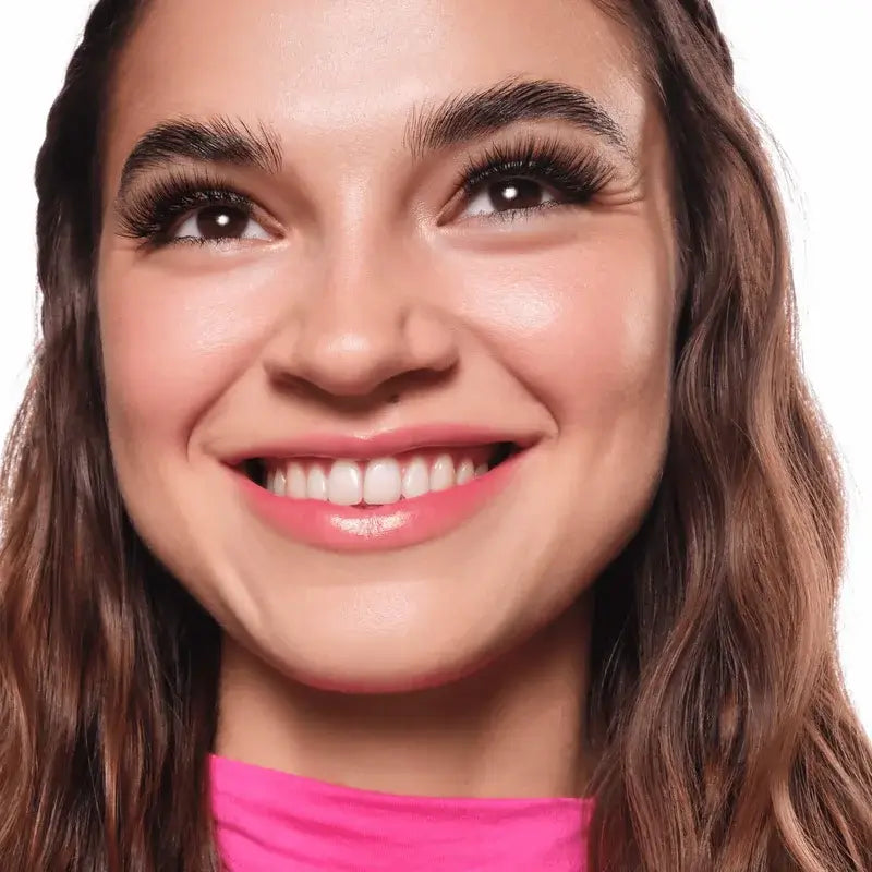 Essence Pestanas Falsas What The Fake! 03 , 1 gr