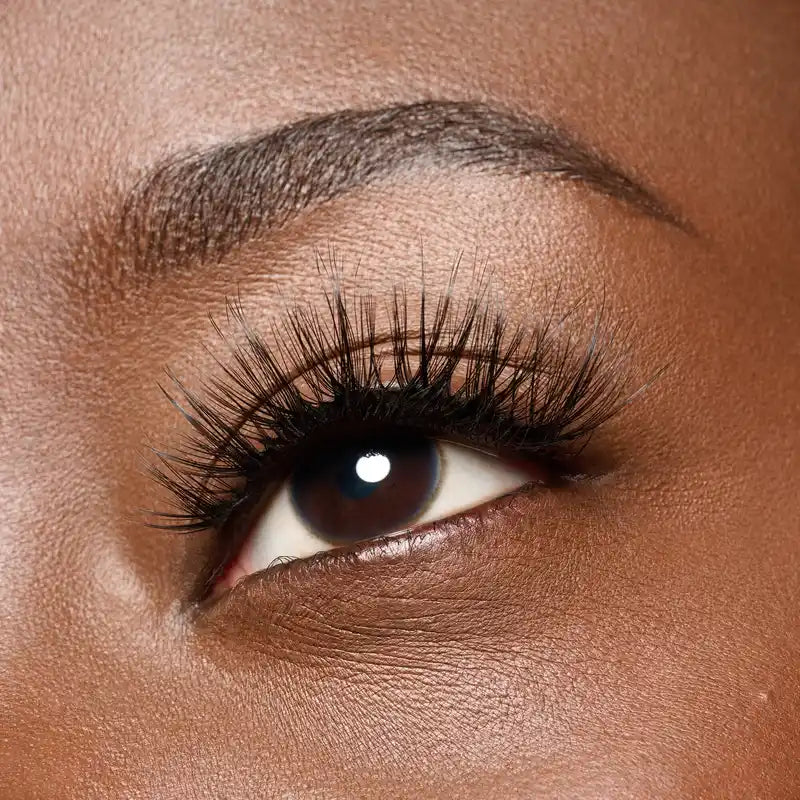 Essence Pestanas Falsas What The Fake! 04 , 1 gr