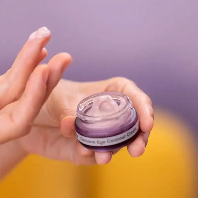 Creme para o Contorno dos Olhos Freshly Genuine , 15 ml