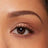 Lápis para sobrancelhas Nyx Perfecting Micro Brow Pencil. Cor morena, 0,09 gr