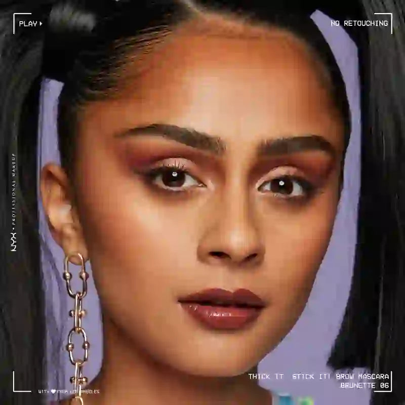 Máscara Nyx Thick It Stick It. Longa duração. Acabamento natural. Tonalidade morena, 7 ml