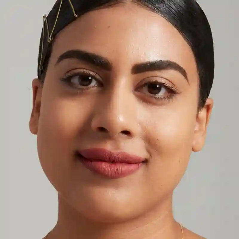 Nyx Creamy Lipstick Creme labial Soft Matte. Sombra Amesterdão 01 , 8 ml