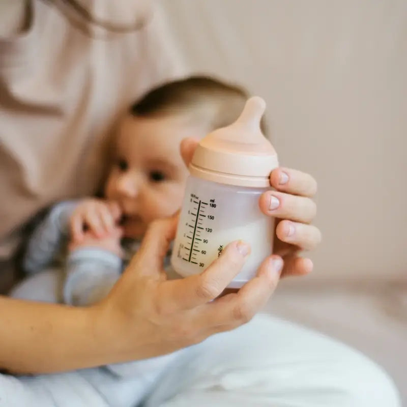 Suavinex Biberão anti-cólicas + Chupeta Zero Zero. Leve