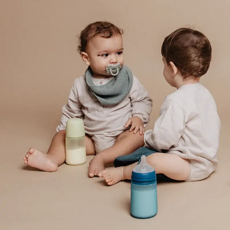 Suavinex Biberão de silicone 240 ml, fluxo médio (M), +3 meses, lima