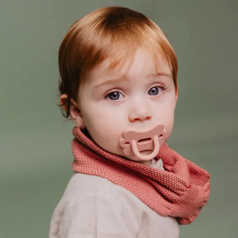 Suavinex Pacifier All Silicone Pacifier Sx Pro, 6/18 meses, Butterfly Peach Pink