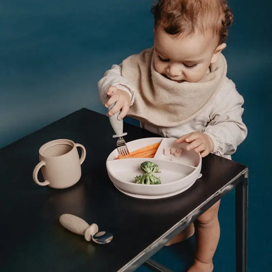 Suavinex Prato de silicone com ventosa e divisões, +6 meses, verde