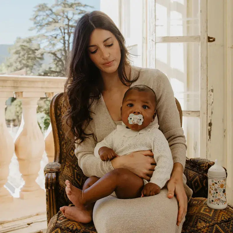 Suavinex Prenda para recém-nascido Chupeta para recém-nascido + Chupeta + Porta-chupeta + Mordedor + Mordedor.Wonderland, Verde