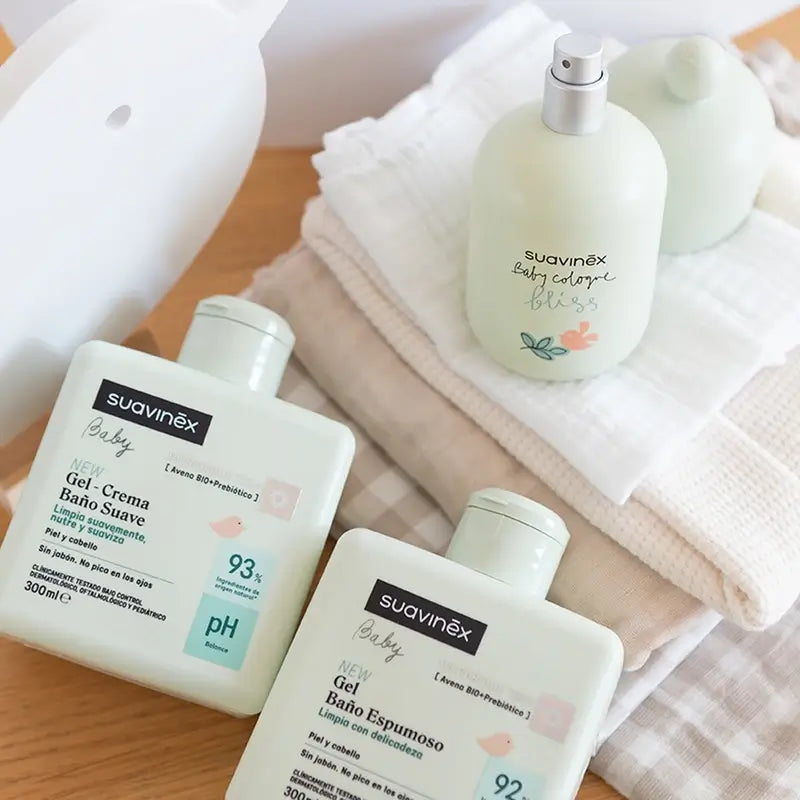 Conjunto de oferta Suavinex Baby Colónia Bliss