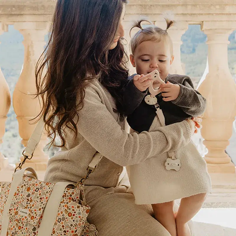 Conjunto de oferta para recém-nascido Suavinex: biberões + chupeta + dispensador + suporte para chupeta + porta-chupeta + suporte para chupeta, cor-de-rosa do país das maravilhas