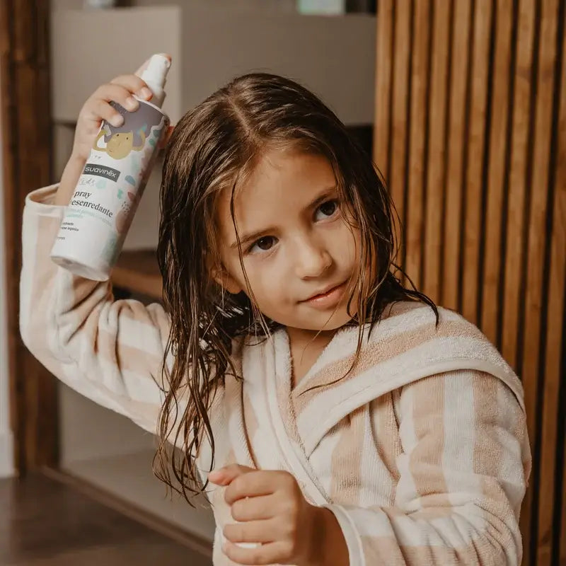 Suavinex Spray Desembaraçante Sem Enxaguamento para Crianças, 250 Ml