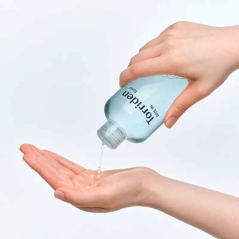 Torriden Dive-In Tónico com Ácido Hialurónico de Baixo Peso Molecular , 300 ml